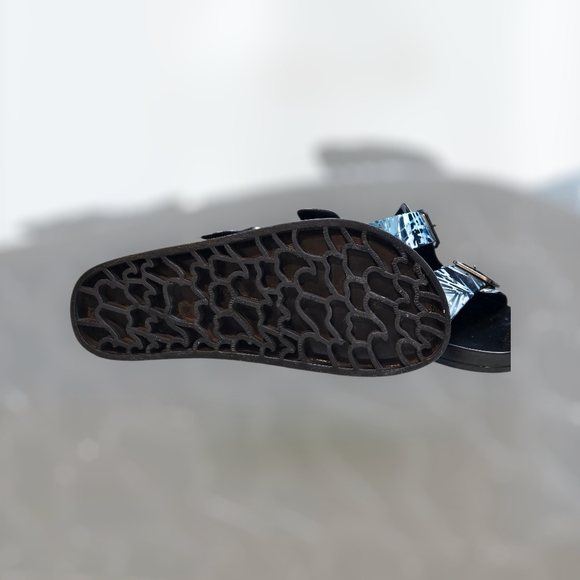 Tropical Print Buckle Sandals - Picture 3 of 3